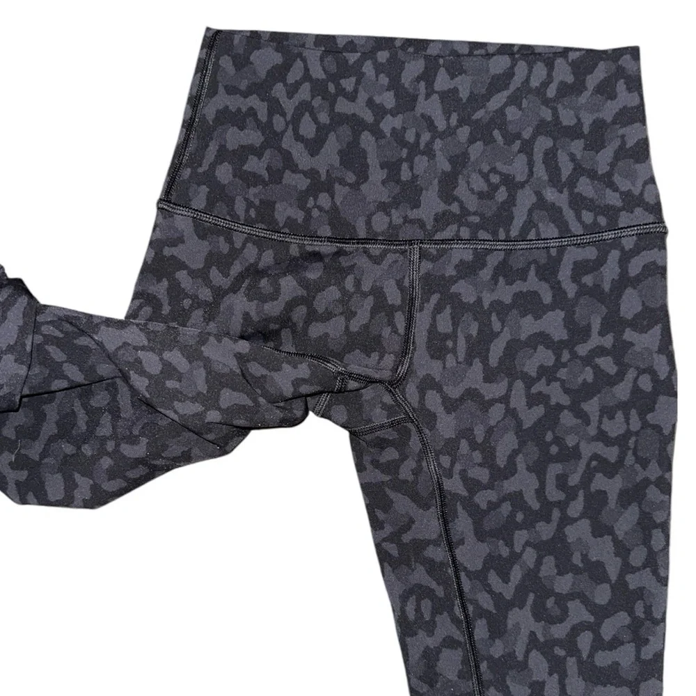 Lululemon Wunder Under Crop High Rise Full-On Luxtreme 21